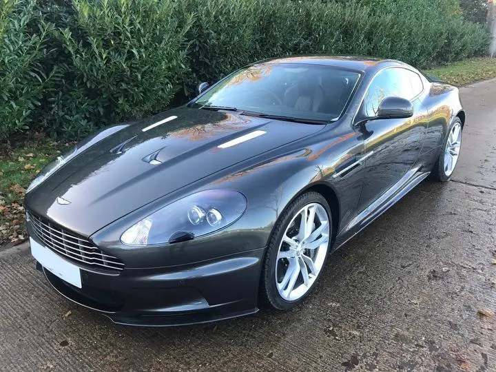 Aston Martin DBS