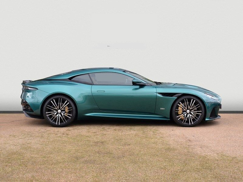 Aston Martin DBS