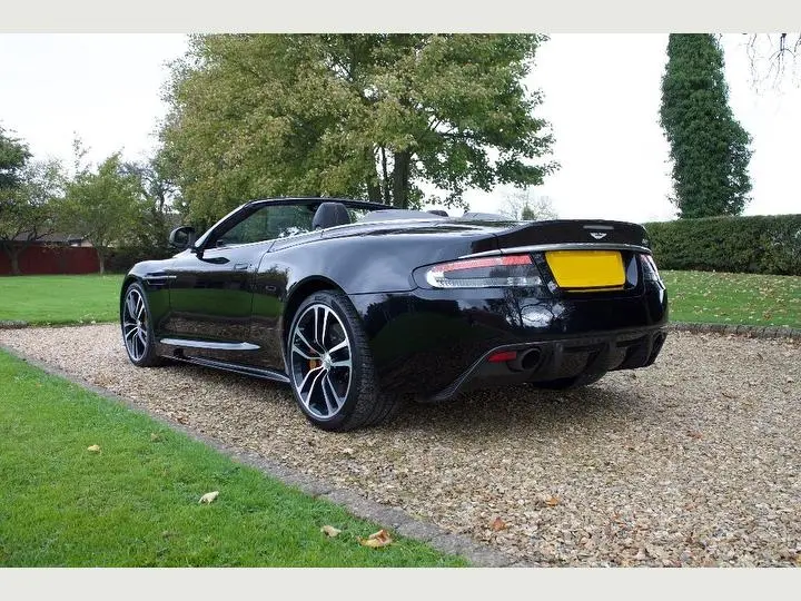 Aston Martin DBS