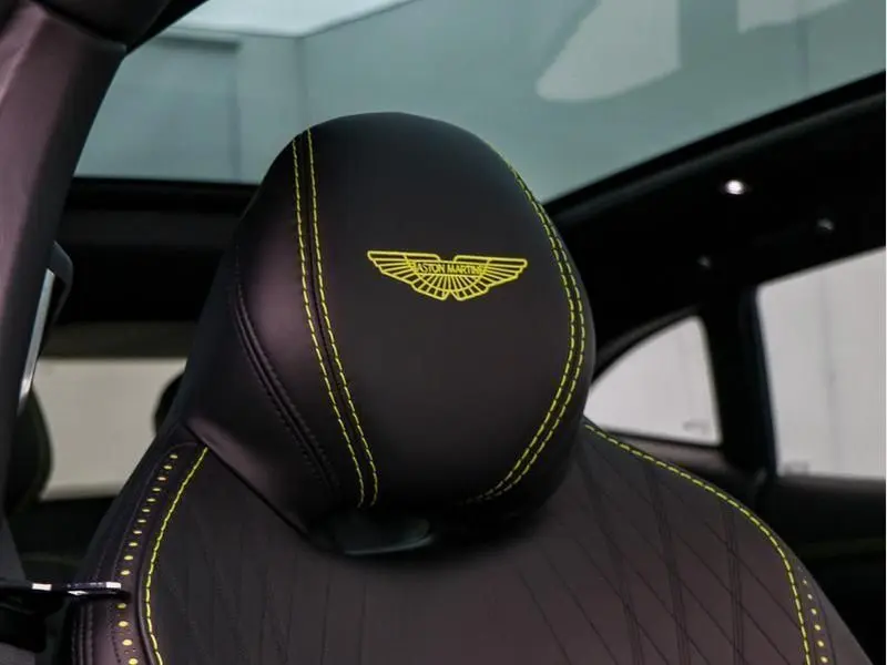 Aston Martin DBX