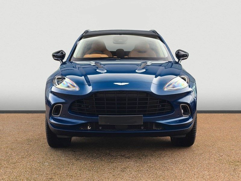 Aston Martin DBX