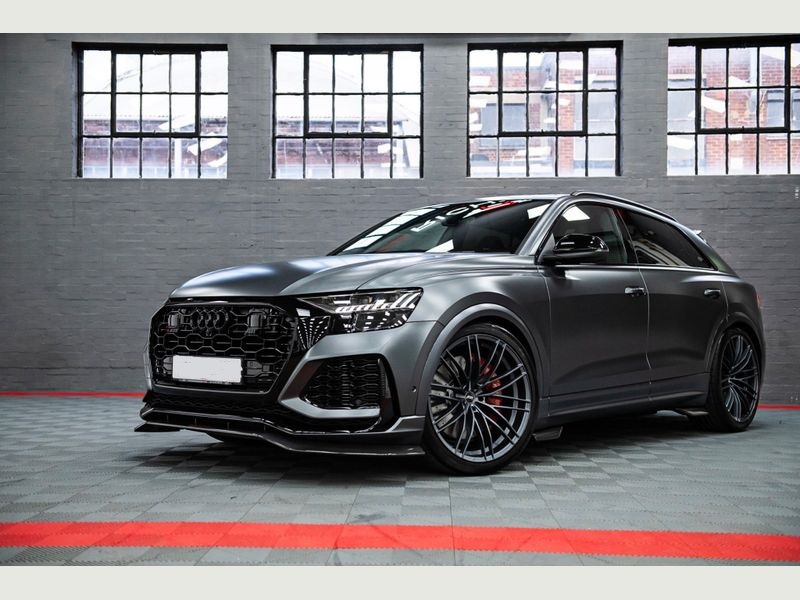 Audi RSQ8 Chauffeur Car Rental