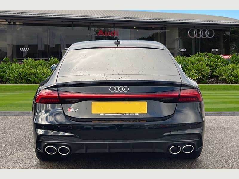 Audi S7