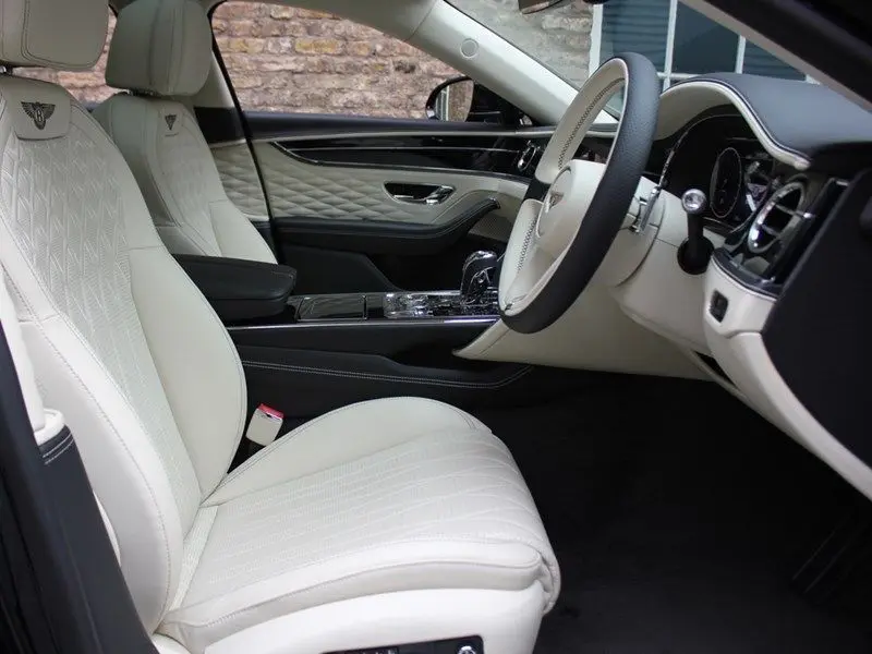 Bentley Flying Spur Luxury Car