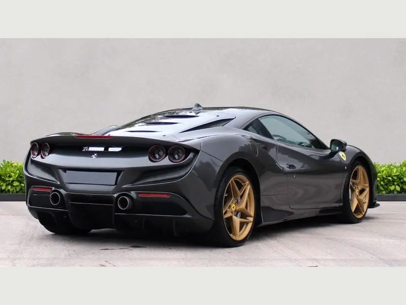 Ferrari F8 Tributo