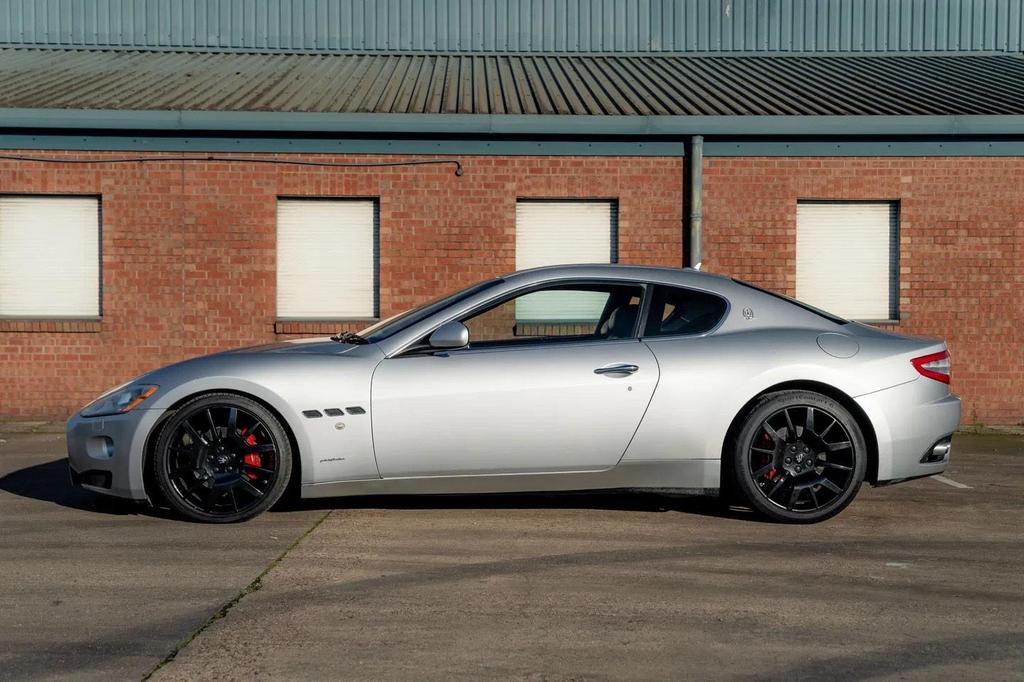 Ferrari Gransturismo Car Hire