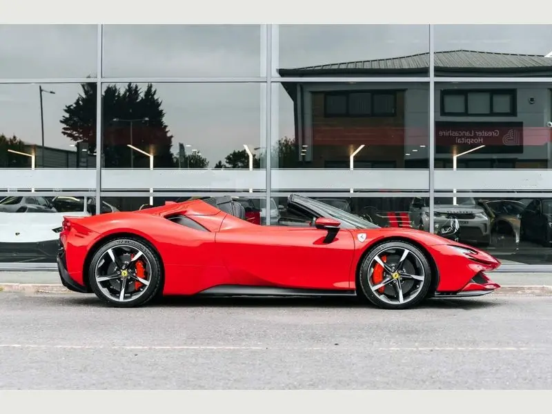 Ferrari SF90 Spider
