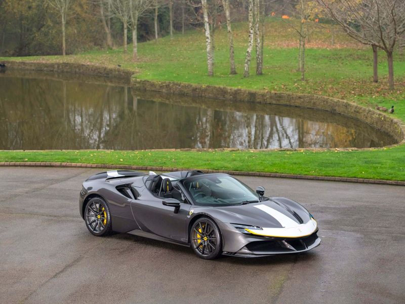 Ferrari SF90 Spider