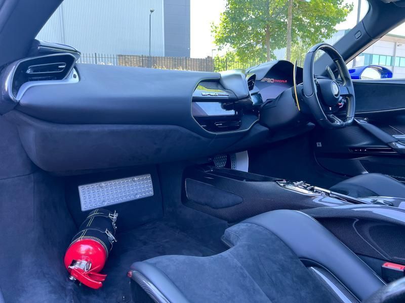 Ferrari SF90 Stradale