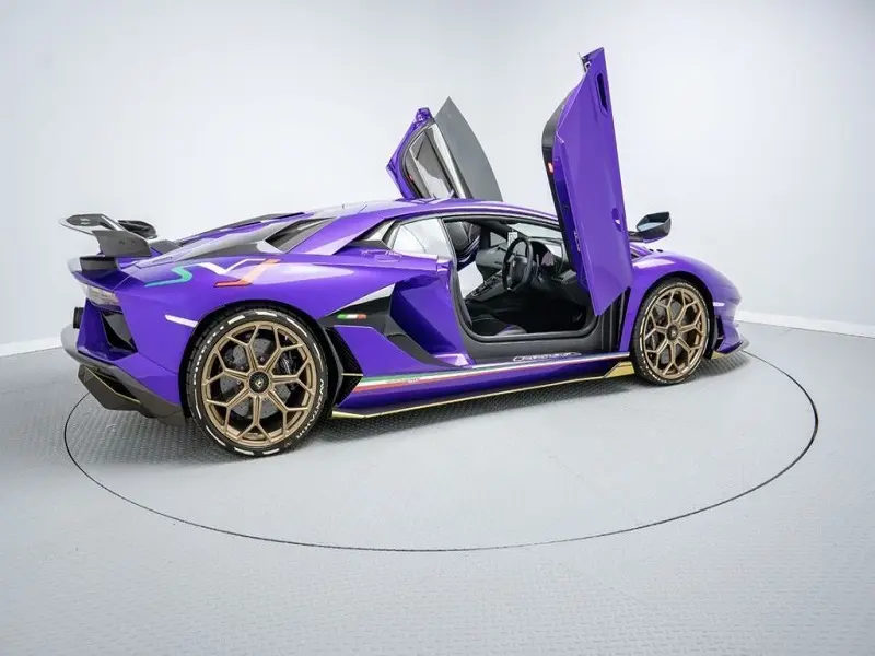 Lamborghini Aventador