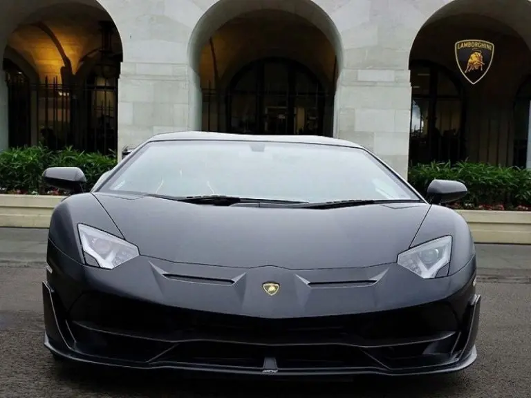 Lamborghini Aventador