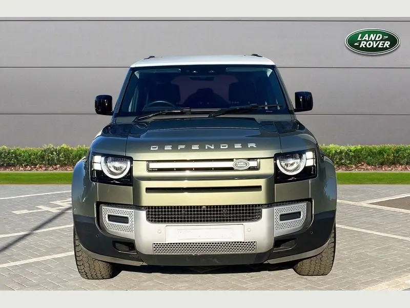 Land Rover Defender 110