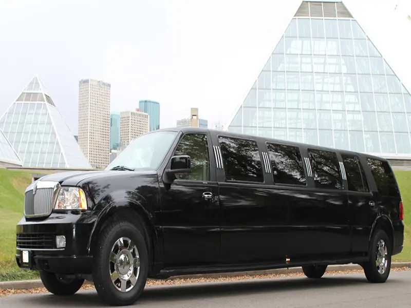 Lincoln Navigator Limo