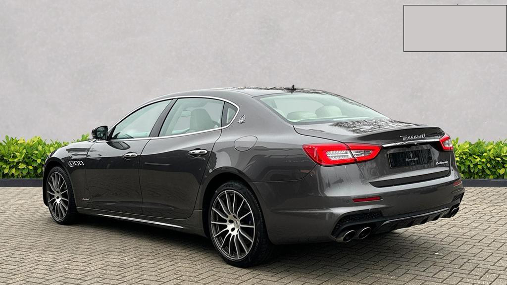 Maserati Quattroporte