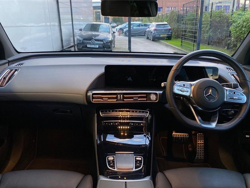 Mercedes EQC