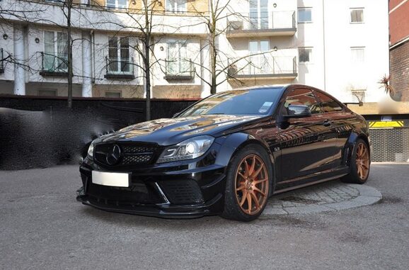 Mercedes C63 AMG
