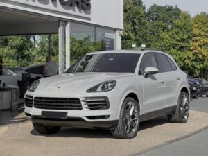 Porsche Cayenne Sports Car Rent