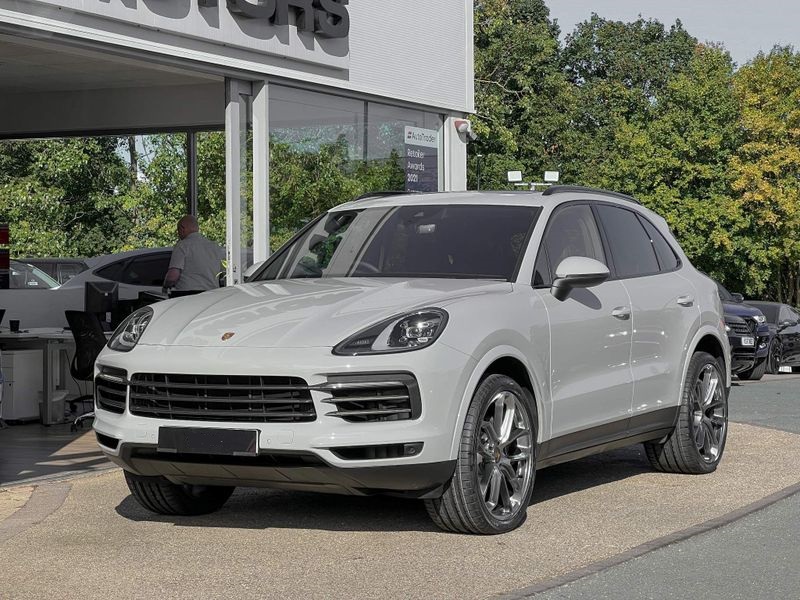 Porsche Cayenne Sports Car Rent