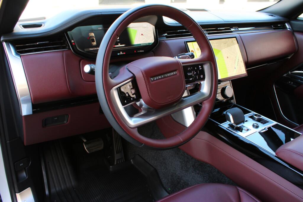 Range Rover Autobiography