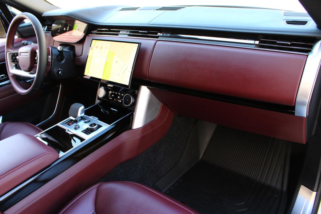 Range Rover Autobiography