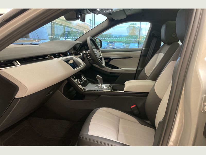 Range Rover Evoque Sports Car Hiring