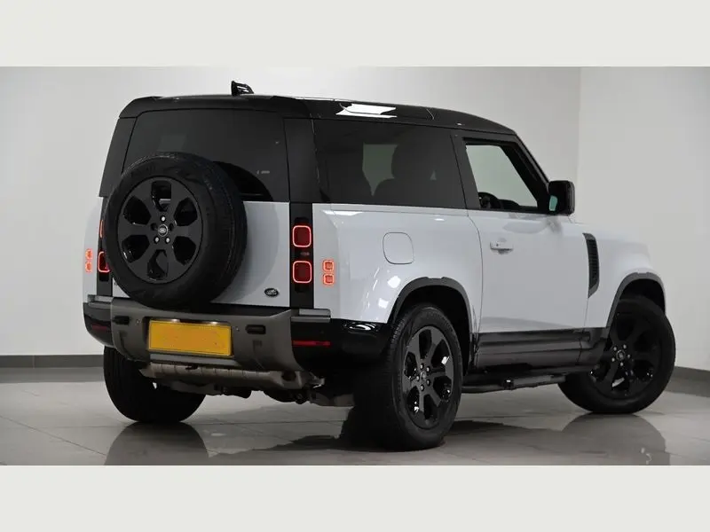 Land Rover Defender 90