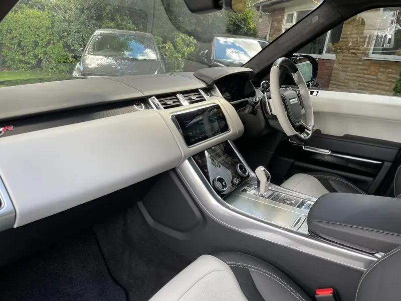 Range Rover SVR