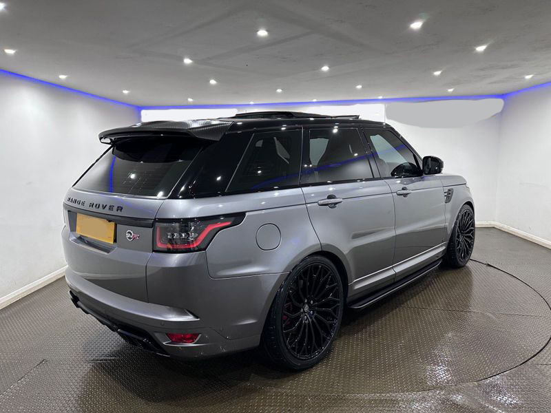 Range Rover SVR