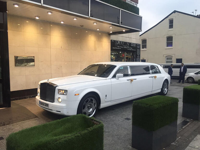 Prom Car Hire | Prom Cars for School Prom Events London and UK-Wide