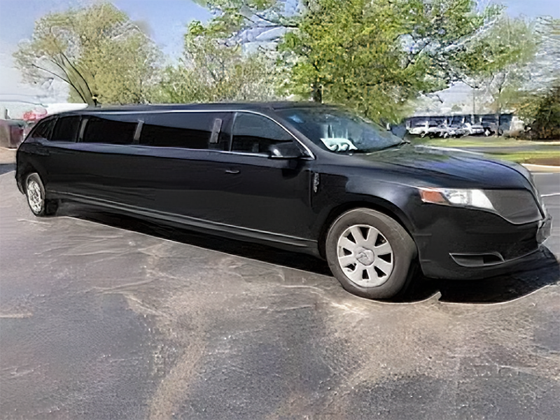 Lincoln Limos Town Car