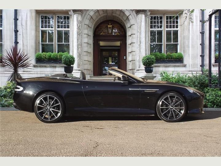 Aston Martin DB9
